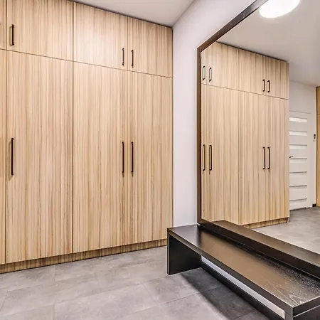 Rentplanet - Apartament Wyszynskiego Wroclaw Exterior photo